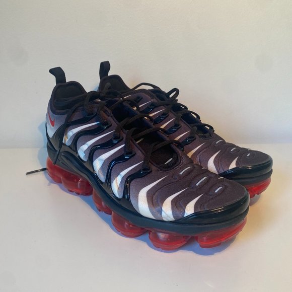 vapor max plus shark